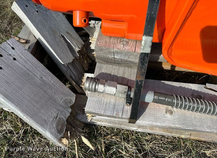 image for item DL4379 NPK H-4X breaker