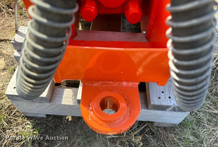 image for item DL4379 NPK H-4X breaker