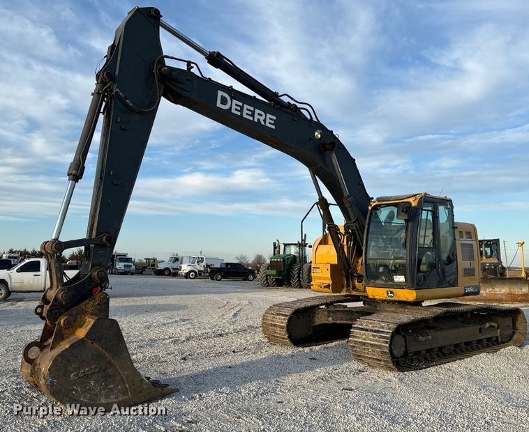 image for item DL4380 2013 John Deere 245G LC excavator