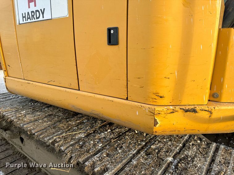 image for item DL4380 2013 John Deere 245G LC excavator