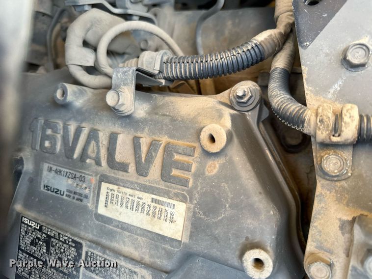 image for item DL4380 2013 John Deere 245G LC excavator