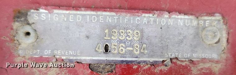 image for item DL4388 1972 Fontaine flatbed trailer