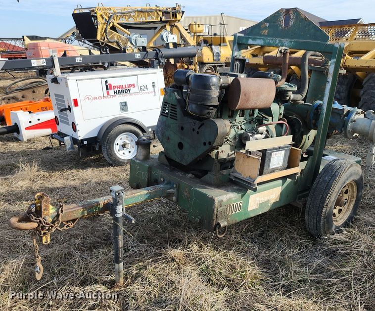 image for item DL4389 Water pump