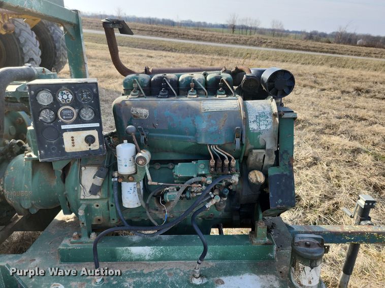 image for item DL4389 Water pump