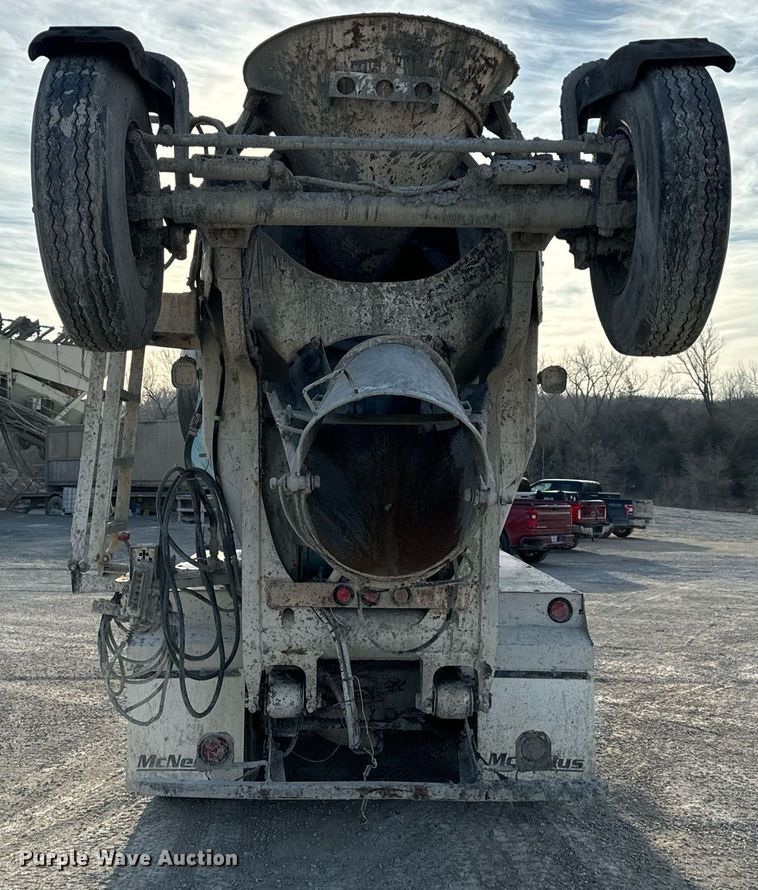 image for item DL4391 2006 Volvo  VHD ready mix truck