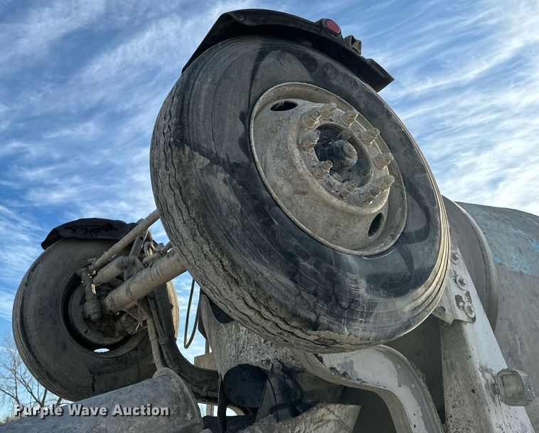 image for item DL4391 2006 Volvo  VHD ready mix truck