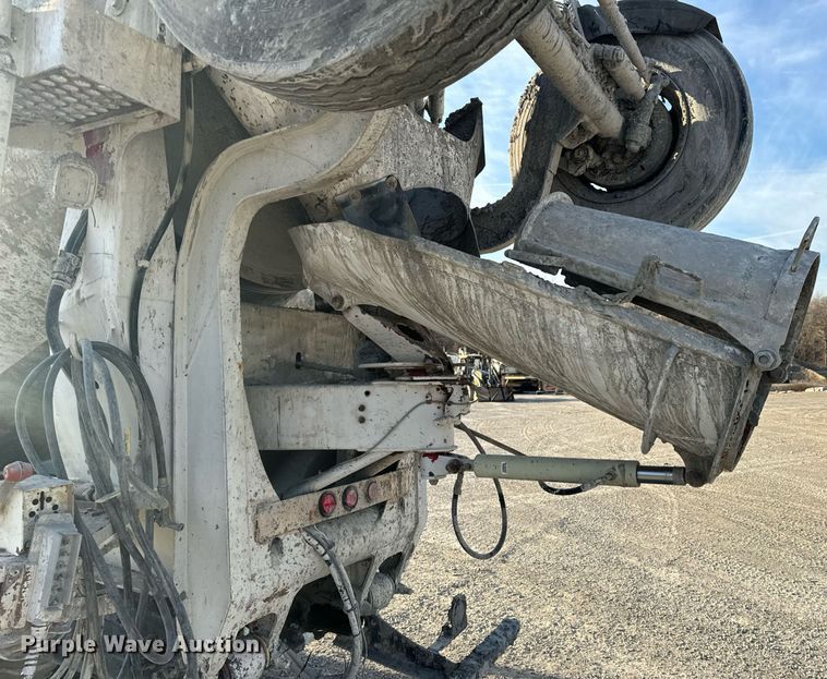 image for item DL4391 2006 Volvo  VHD ready mix truck