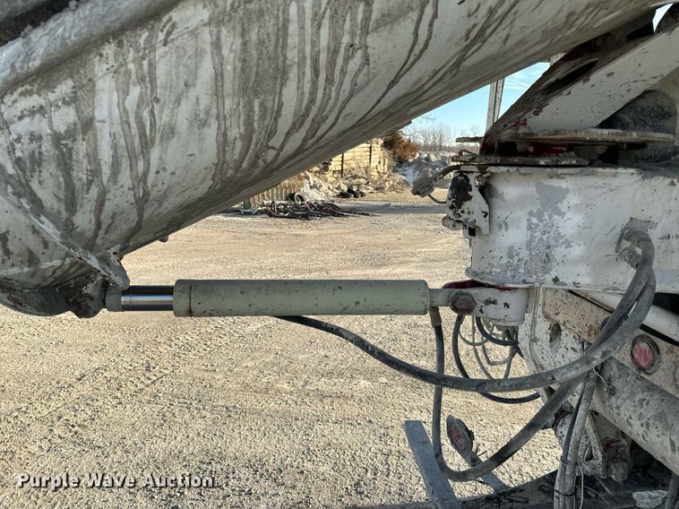 image for item DL4391 2006 Volvo  VHD ready mix truck