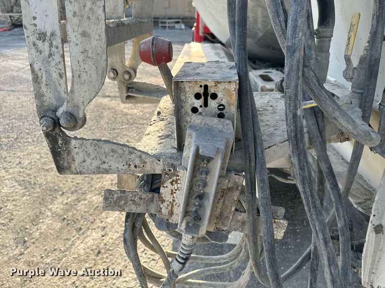 image for item DL4391 2006 Volvo  VHD ready mix truck