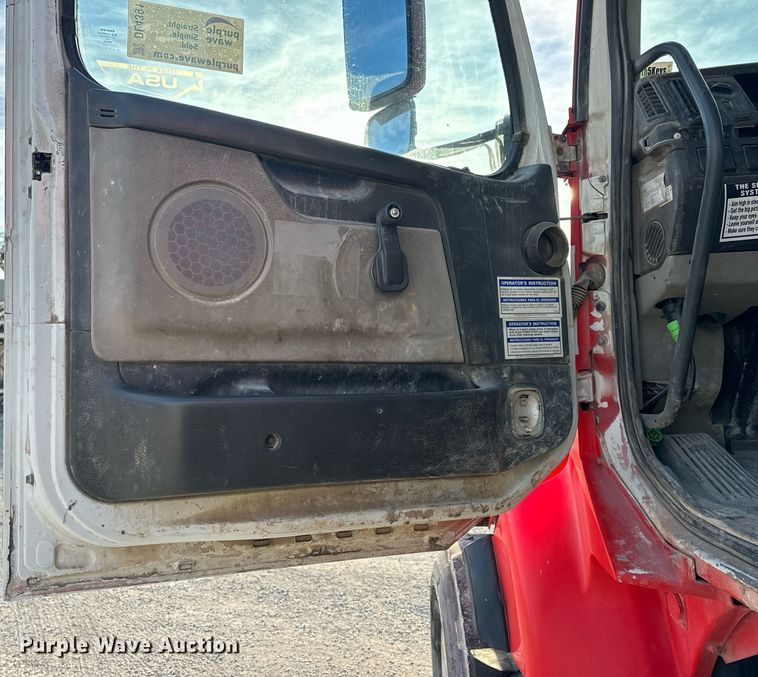 image for item DL4391 2006 Volvo  VHD ready mix truck