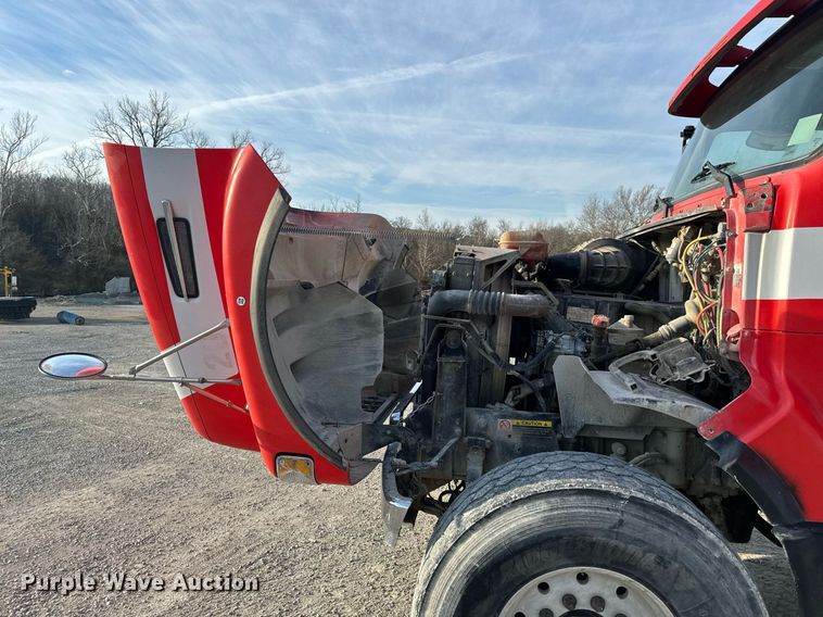 image for item DL4391 2006 Volvo  VHD ready mix truck