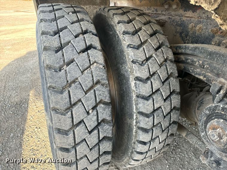 image for item DL4391 2006 Volvo  VHD ready mix truck