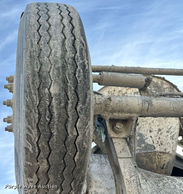 image for item DL4391 2006 Volvo  VHD ready mix truck