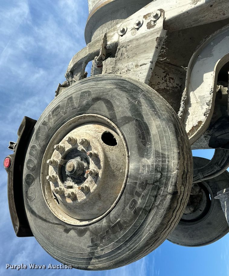 image for item DL4391 2006 Volvo  VHD ready mix truck