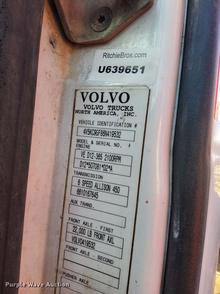 image for item DL4391 2006 Volvo  VHD ready mix truck