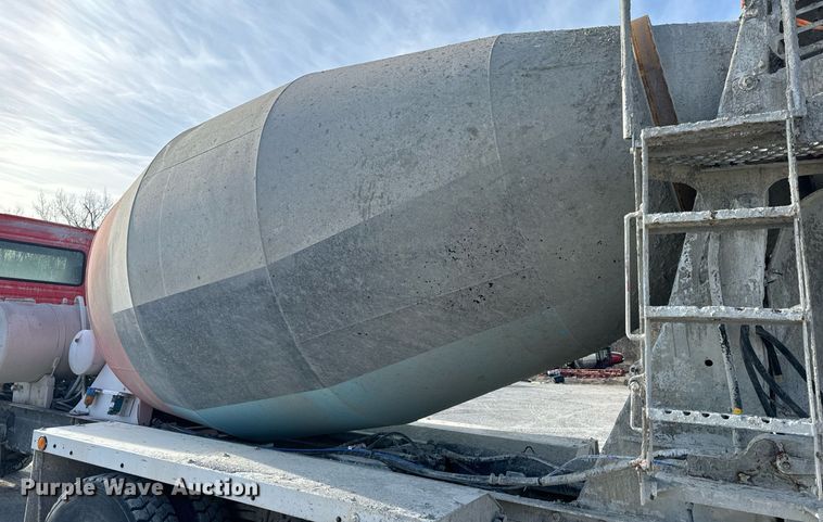 image for item DL4392 2006 Volvo  VHD ready mix truck