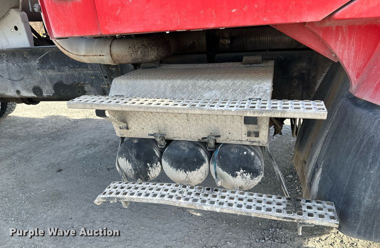 image for item DL4392 2006 Volvo  VHD ready mix truck