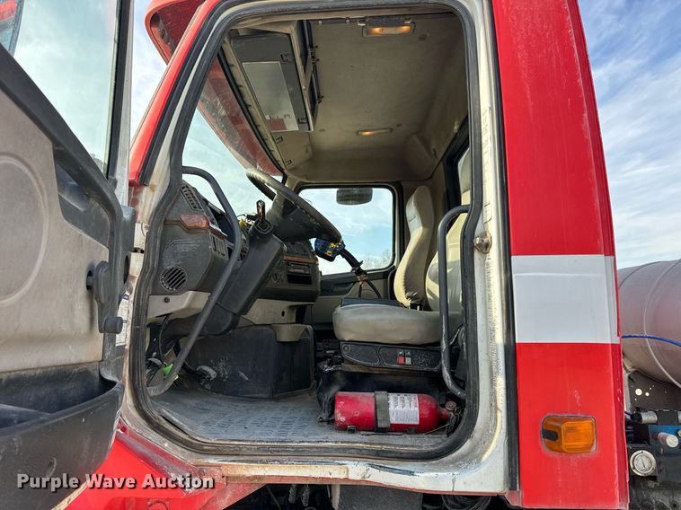 image for item DL4392 2006 Volvo  VHD ready mix truck