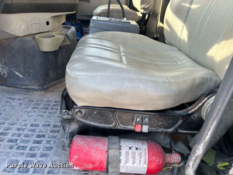 image for item DL4392 2006 Volvo  VHD ready mix truck