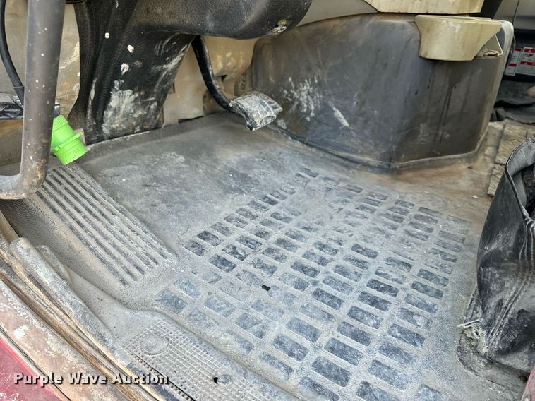 image for item DL4392 2006 Volvo  VHD ready mix truck