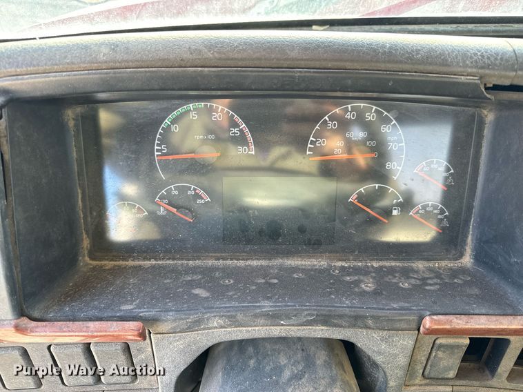 image for item DL4392 2006 Volvo  VHD ready mix truck