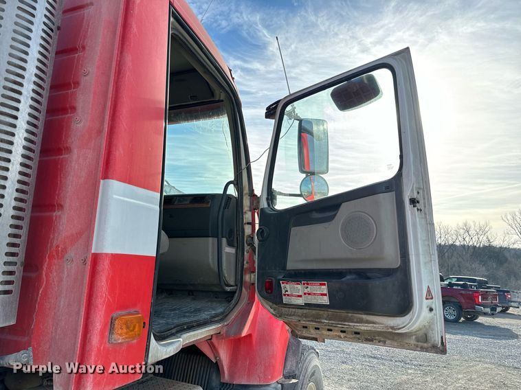 image for item DL4392 2006 Volvo  VHD ready mix truck