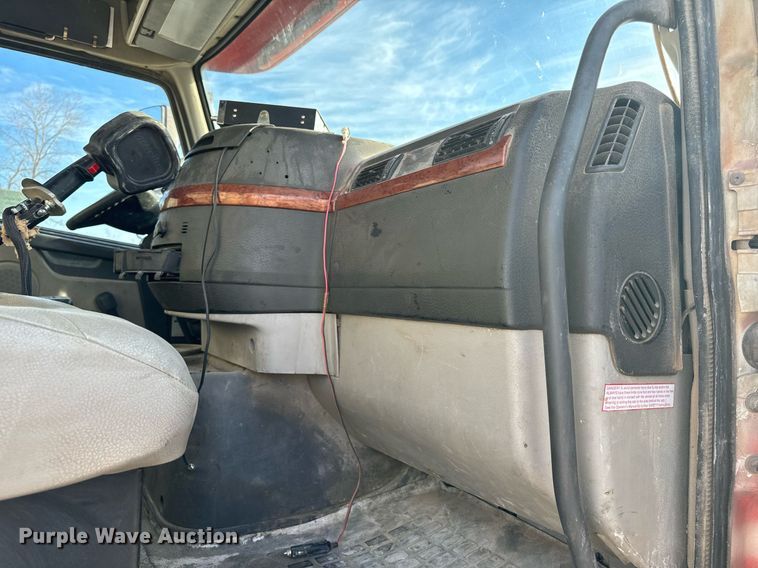 image for item DL4392 2006 Volvo  VHD ready mix truck