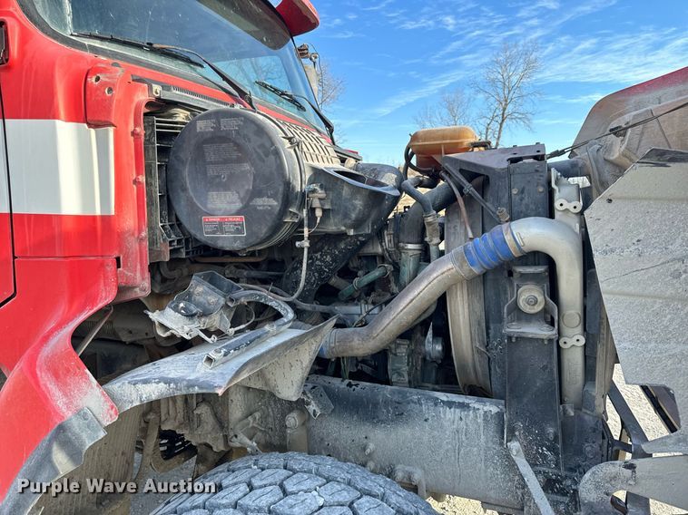 image for item DL4392 2006 Volvo  VHD ready mix truck