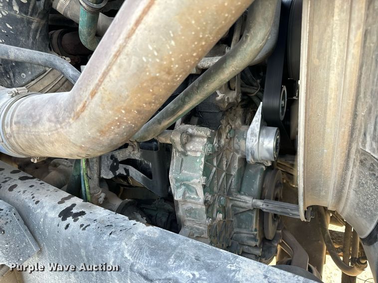 image for item DL4392 2006 Volvo  VHD ready mix truck