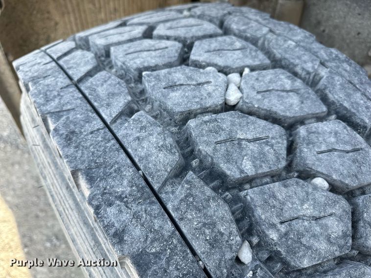 image for item DL4392 2006 Volvo  VHD ready mix truck