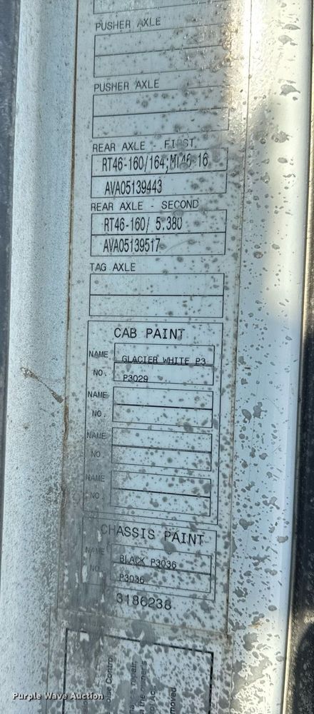 image for item DL4392 2006 Volvo  VHD ready mix truck