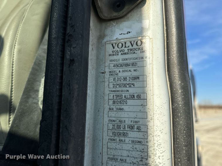 image for item DL4392 2006 Volvo  VHD ready mix truck