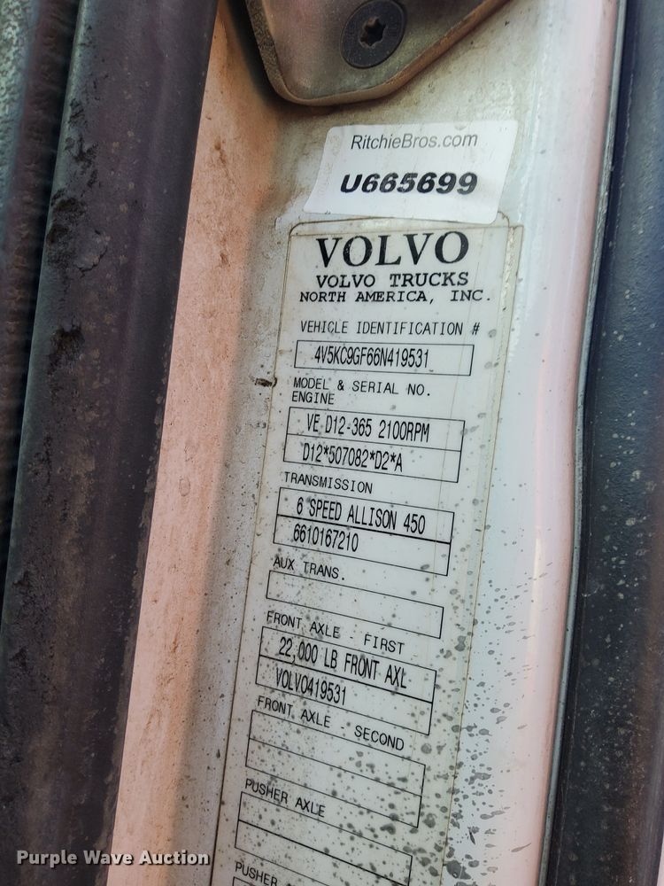 image for item DL4392 2006 Volvo  VHD ready mix truck