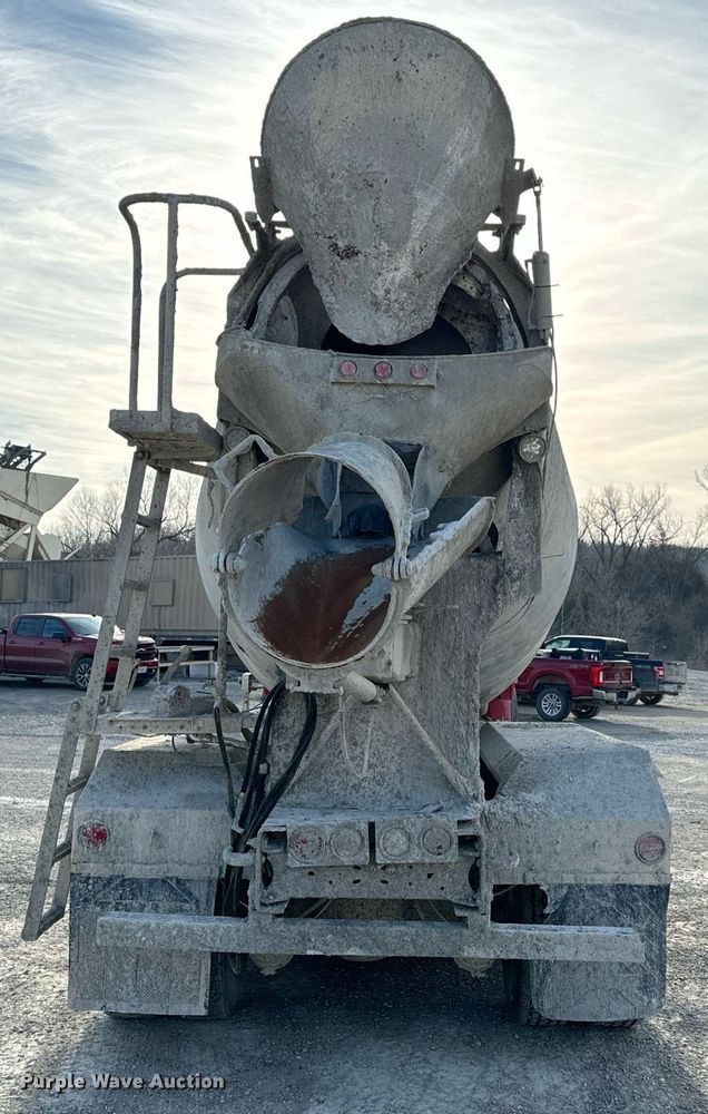 image for item DL4393 2005 Volvo  VHD ready mix truck