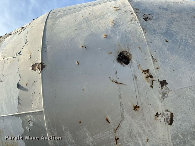 image for item DL4393 2005 Volvo  VHD ready mix truck