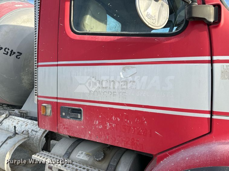 image for item DL4393 2005 Volvo  VHD ready mix truck