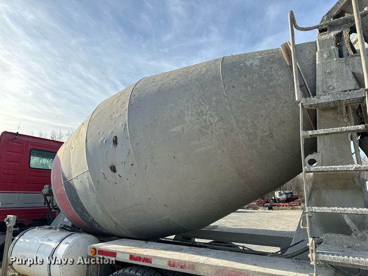 image for item DL4393 2005 Volvo  VHD ready mix truck