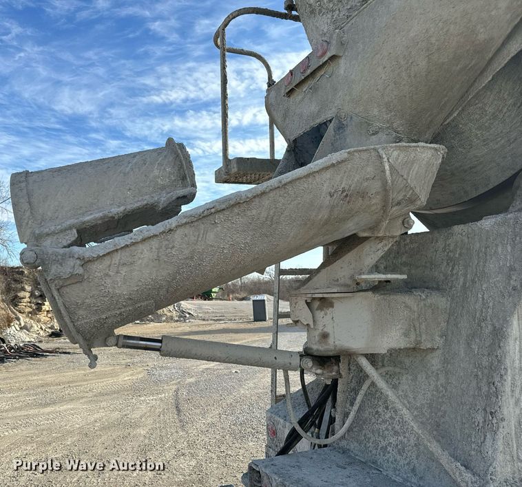 image for item DL4393 2005 Volvo  VHD ready mix truck