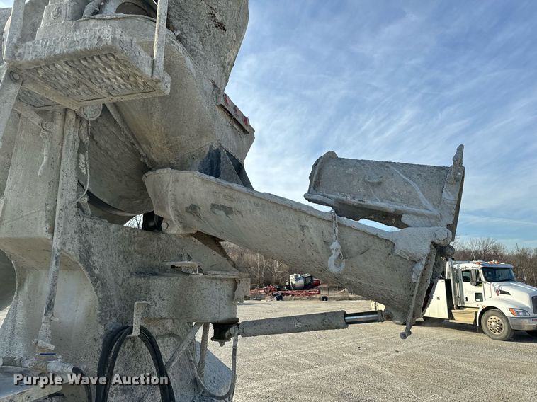 image for item DL4393 2005 Volvo  VHD ready mix truck