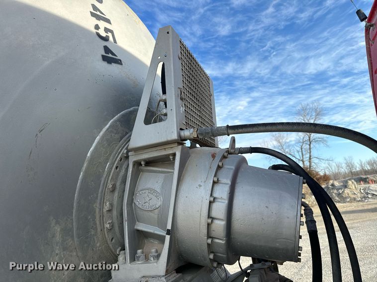 image for item DL4393 2005 Volvo  VHD ready mix truck