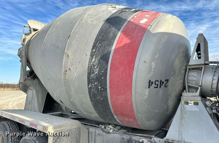 image for item DL4393 2005 Volvo  VHD ready mix truck