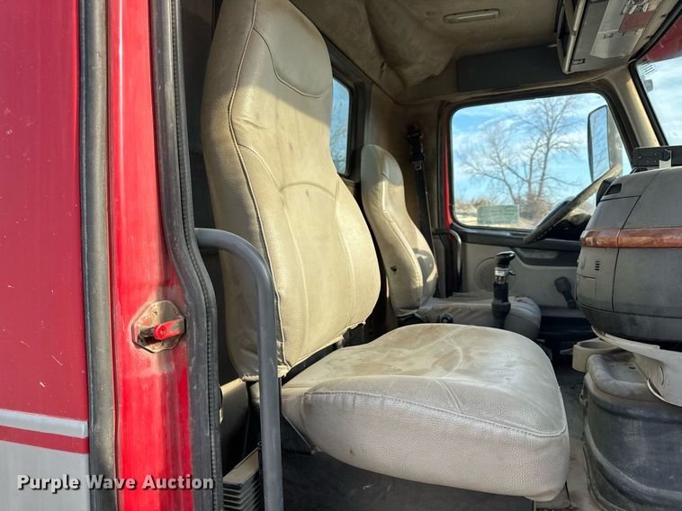 image for item DL4393 2005 Volvo  VHD ready mix truck