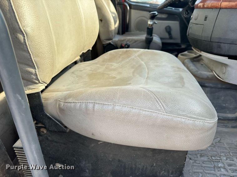 image for item DL4393 2005 Volvo  VHD ready mix truck