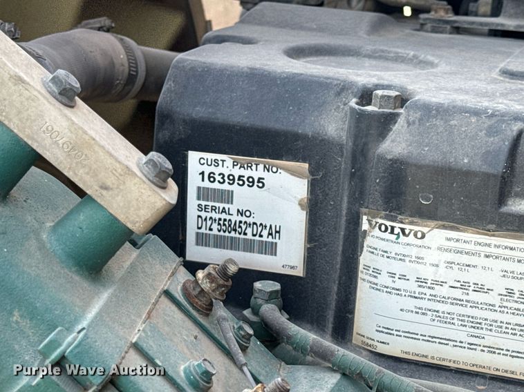 image for item DL4393 2005 Volvo  VHD ready mix truck