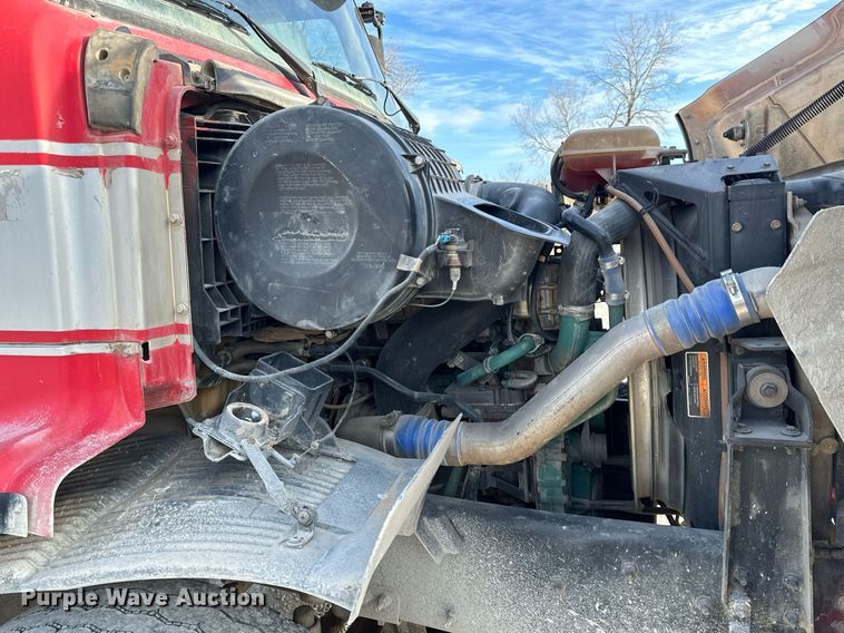 image for item DL4393 2005 Volvo  VHD ready mix truck