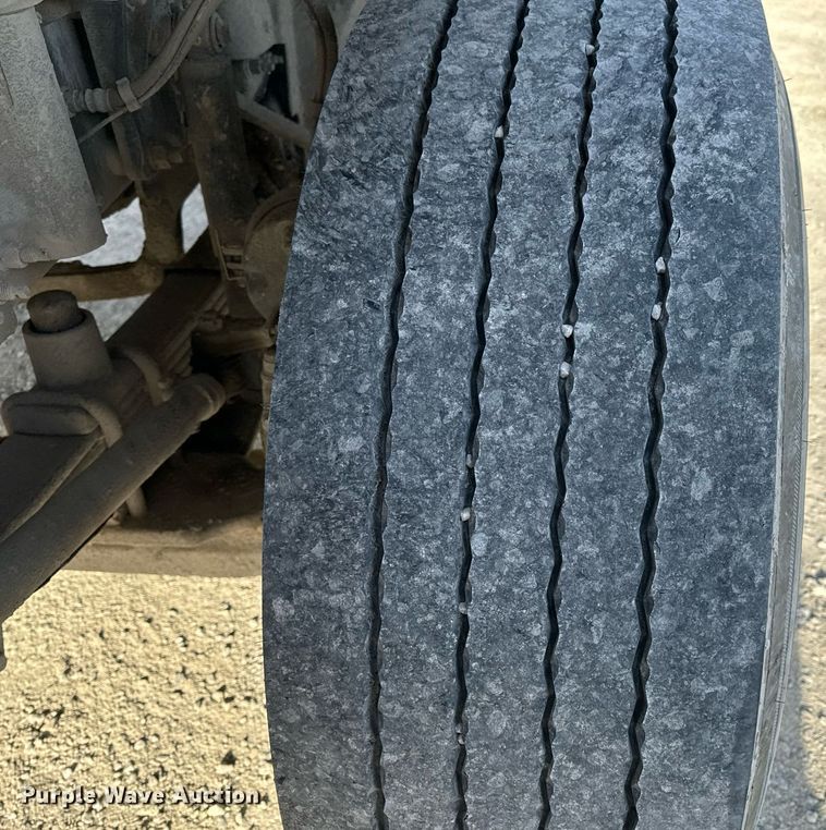 image for item DL4393 2005 Volvo  VHD ready mix truck