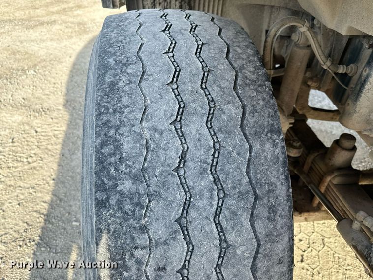 image for item DL4393 2005 Volvo  VHD ready mix truck