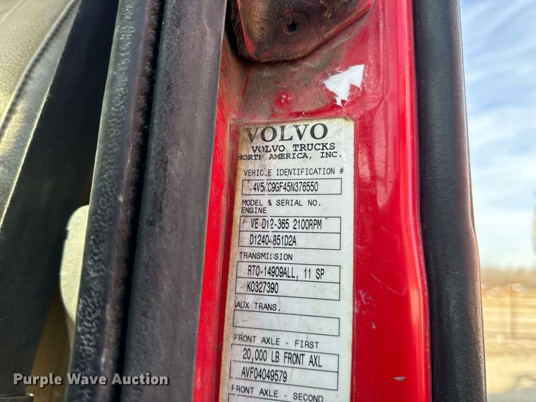 image for item DL4393 2005 Volvo  VHD ready mix truck