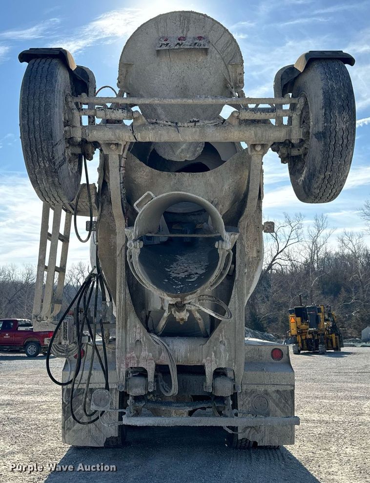 image for item DL4394 2006 Volvo VHD ready mix truck