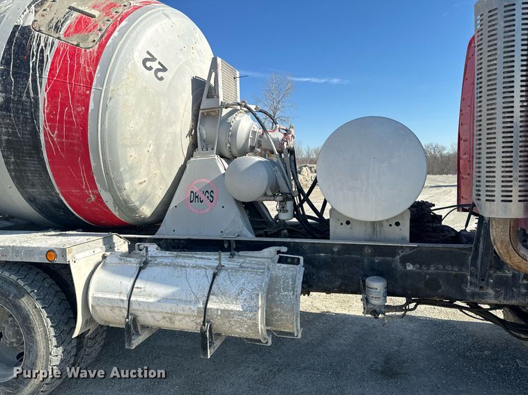 image for item DL4394 2006 Volvo VHD ready mix truck